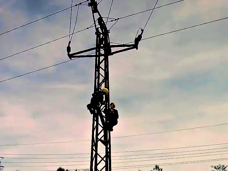 Obnova nátěru na lince Lítov – Svatava (22 kV) – práce zhotovené za bezproudí